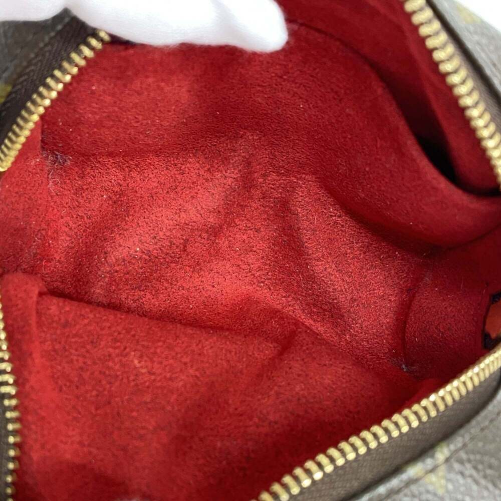 LOUIS VUITTON Authentic Brown Monogram Pouch - Picture 4 of 9